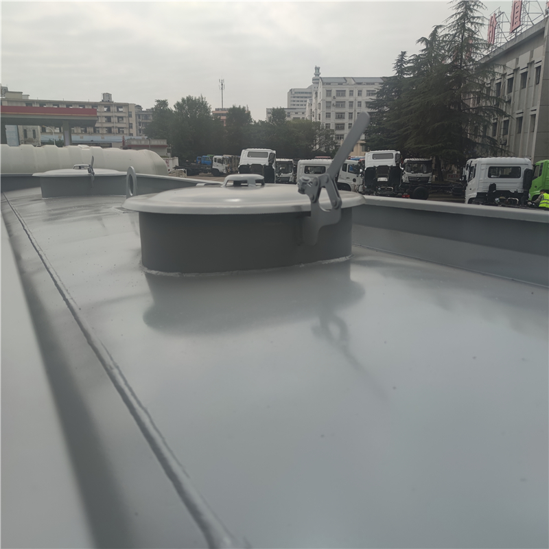 國六春風天錦灑水車05.jpg