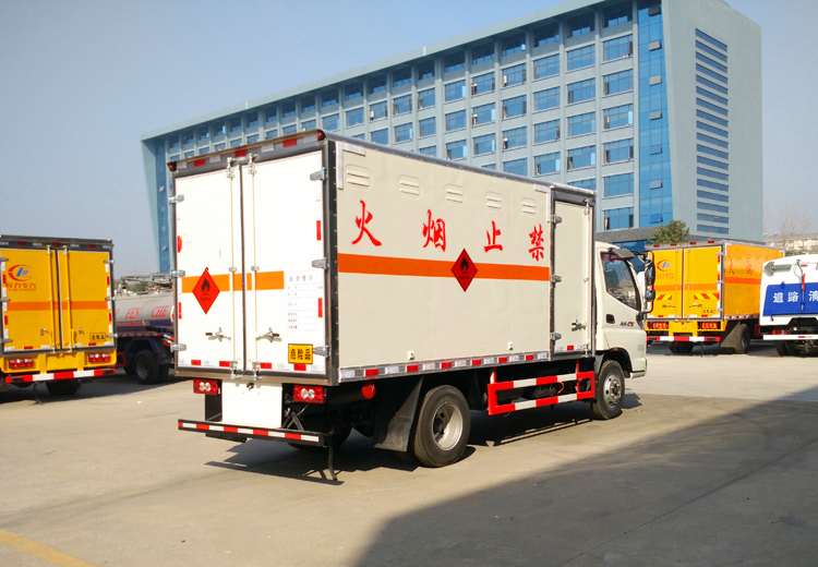 奧鈴風險品運輸車 奧鈴風險品運輸車