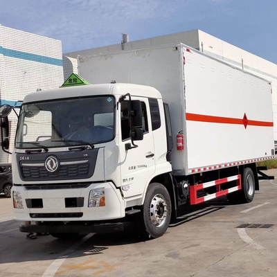 东风天锦危险品运输车