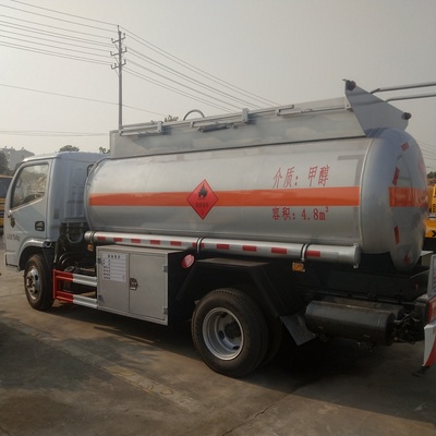 甲醇三类化学物品运输车