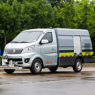 小型路面沖洗車