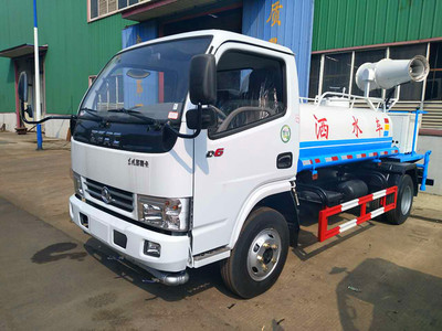 蓝牌洒水车