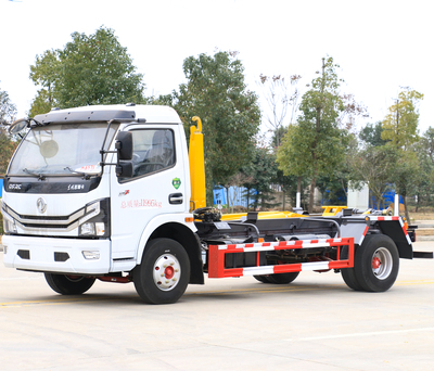 東風多利卡勾臂式垃圾車