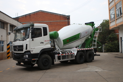 東風(fēng)天龍KC8-12方攪拌車