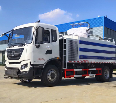 護(hù)欄清洗車高空作業(yè)多功能隧道清洗車