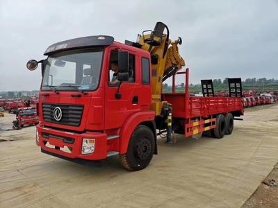 東風12噸折臂隨車吊