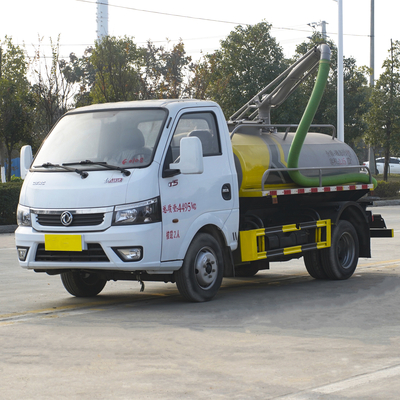 藍(lán)牌東風(fēng)途逸吸糞車（帶吸糞大架）