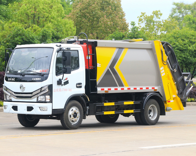 東風小多利卡壓縮垃圾車