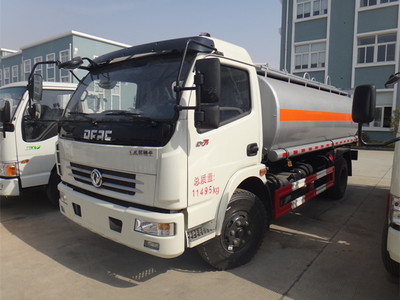 普货供液车