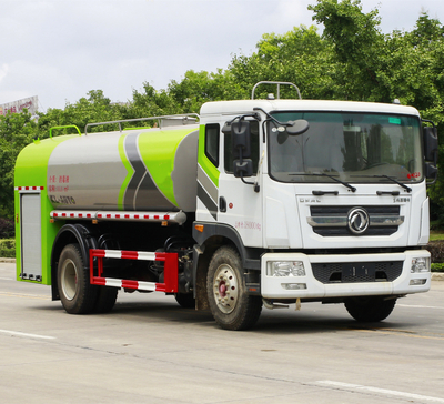 東風多利卡D9消毒防疫噴藥車