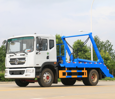 東風多利卡D9擺臂式垃圾車