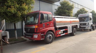 歐曼油罐車12噸運油車